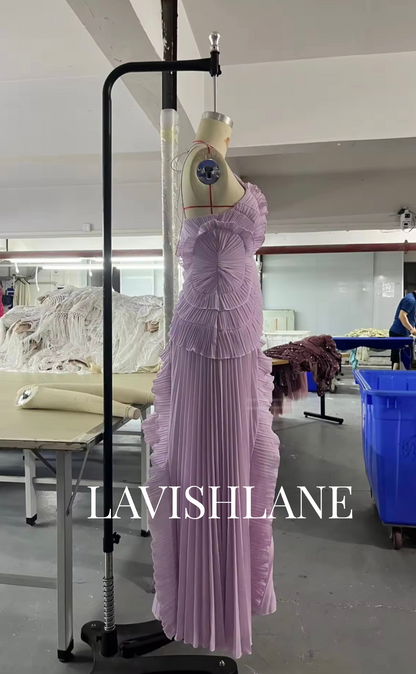 Vogue Whirl Dress - Lavish Lane